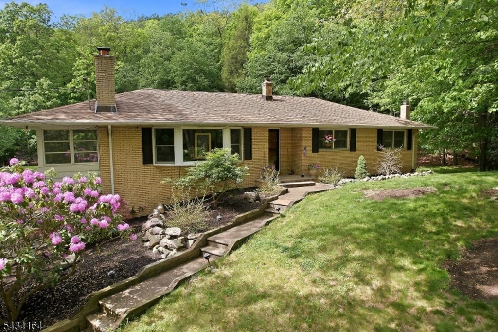 794 Westbrook Rd, West Milford Twp., NJ 07480