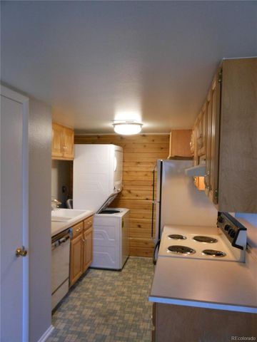 3351 S Field Street 158, Lakewood, CO 80227