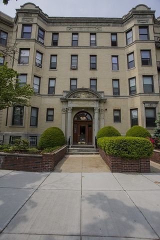 69 Park Drive 4, Boston, MA 02215