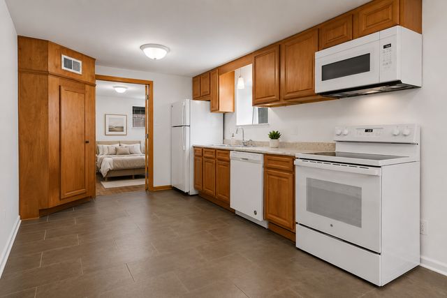 4988 N Elston Avenue, Chicago, IL 60630