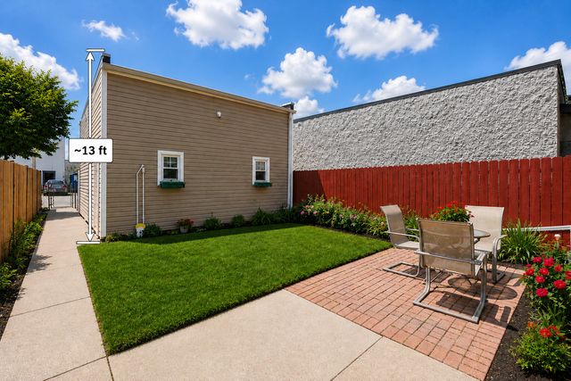 4988 N Elston Avenue, Chicago, IL 60630