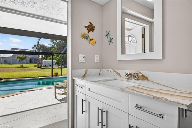 1818 Cherie LN, North Fort Myers, FL 33917