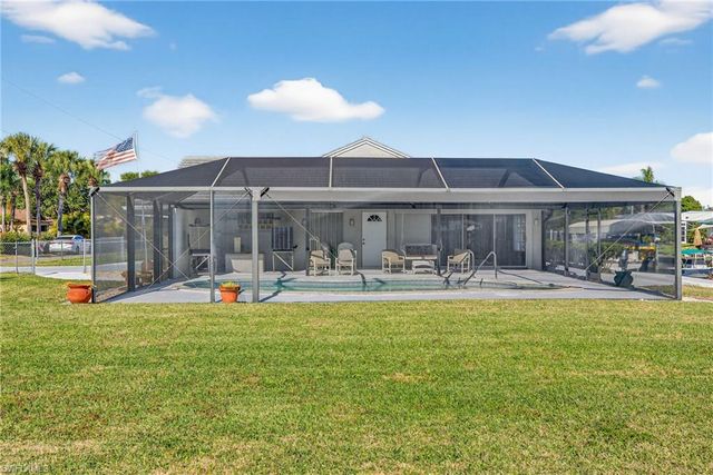 1818 Cherie LN, North Fort Myers, FL 33917