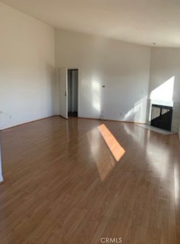 1143 Wilcox Place N, Hollywood, CA 90038