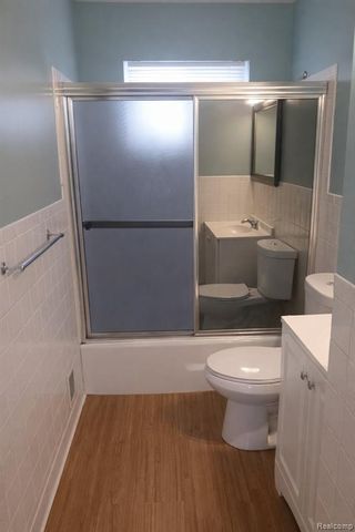 21734 Eastwood Court, Warren, MI 48089