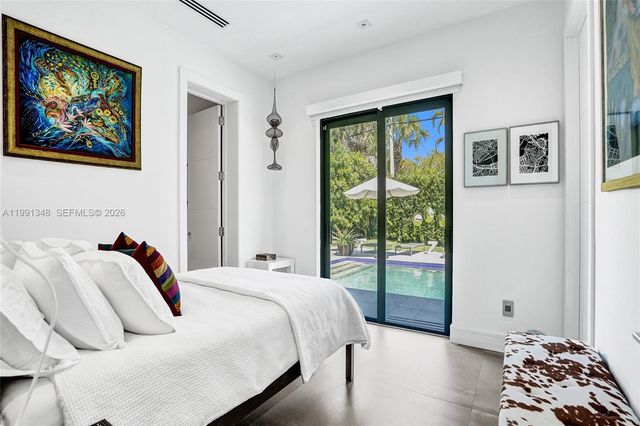 2120 NE 197th Ter, Miami, FL 33179