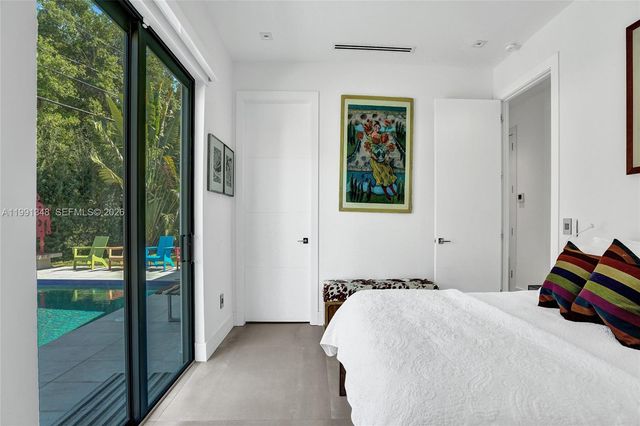 2120 NE 197th Ter, Miami, FL 33179