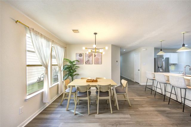 1010 Hummingbird Point Lane, Houston, TX 77090