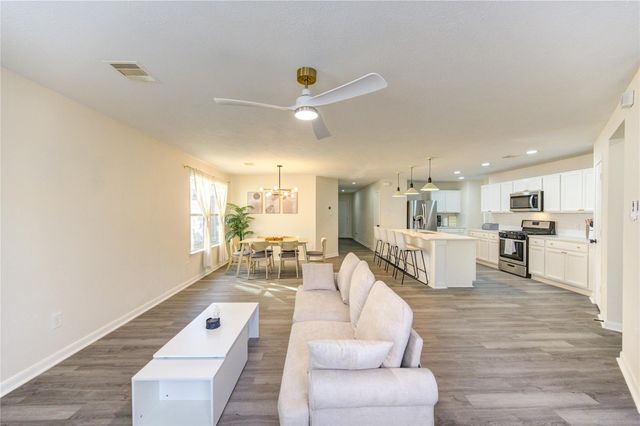 1010 Hummingbird Point Lane, Houston, TX 77090