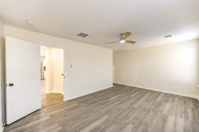 1010 Hummingbird Point Lane, Houston, TX 77090