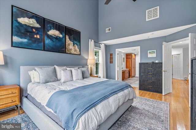 901 BERNARD ST, Alexandria, VA 22314