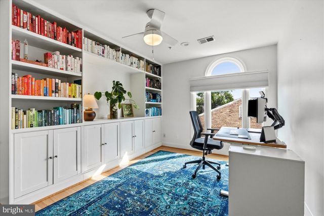 901 BERNARD ST, Alexandria, VA 22314