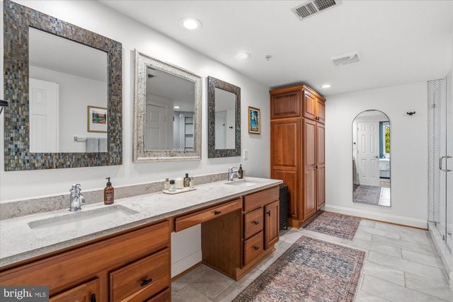 901 BERNARD ST, Alexandria, VA 22314
