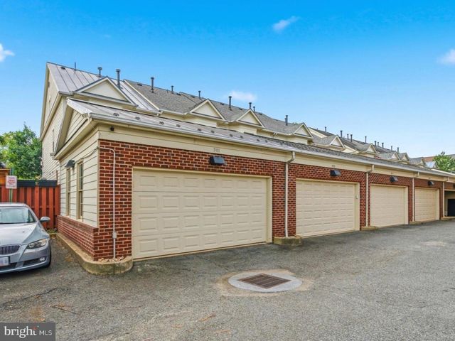 901 BERNARD ST, Alexandria, VA 22314