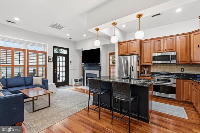 901 BERNARD ST, Alexandria, VA 22314