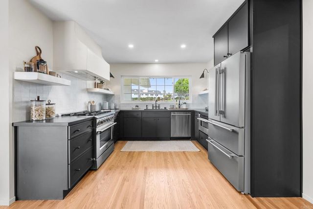 1501 Chatsworth Boulevard, San Diego, CA 92107