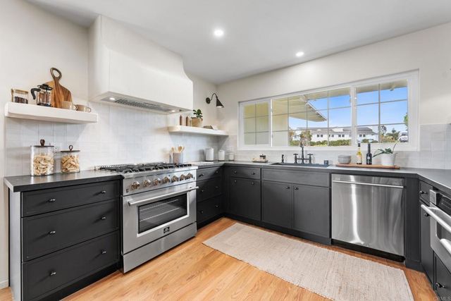 1501 Chatsworth Boulevard, San Diego, CA 92107