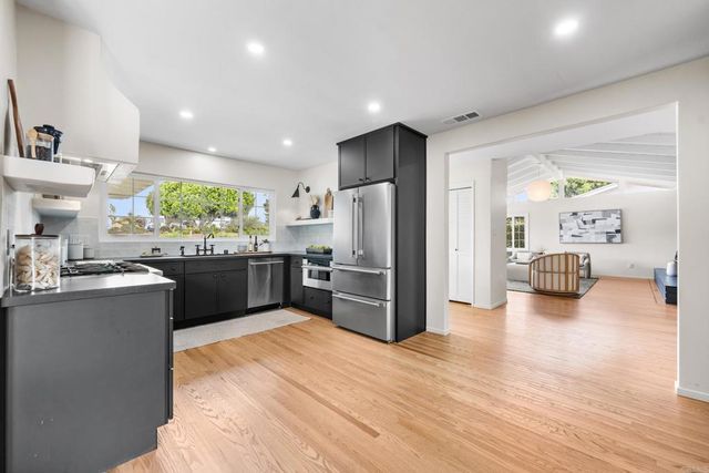 1501 Chatsworth Boulevard, San Diego, CA 92107