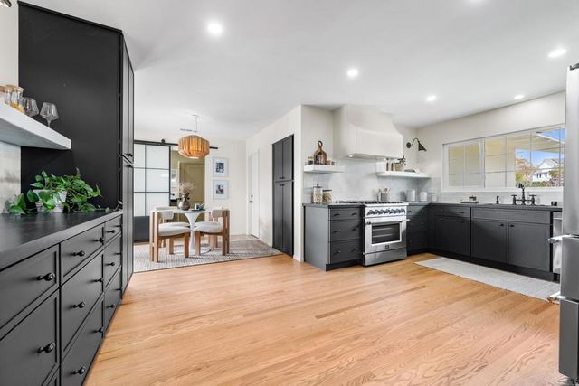 1501 Chatsworth Boulevard, San Diego, CA 92107