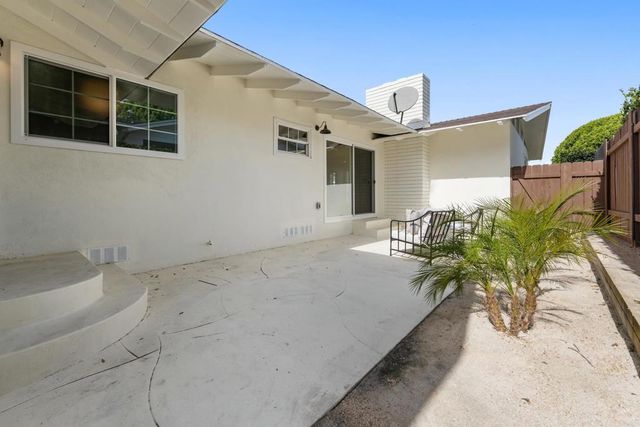 1501 Chatsworth Boulevard, San Diego, CA 92107