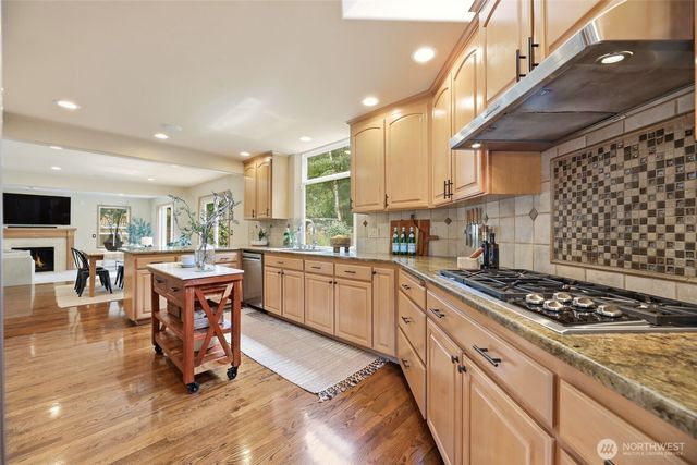 15605 60th Drive SE, Snohomish, WA 98296