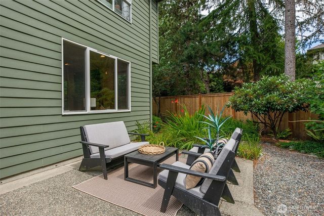 15605 60th Drive SE, Snohomish, WA 98296