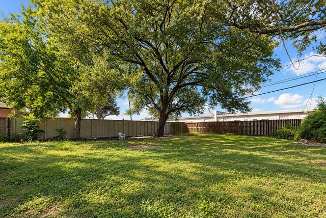 1406 Locklaine Drive, Pasadena, TX 77502