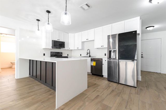 1406 Locklaine Drive, Pasadena, TX 77502