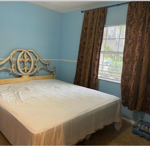 4321 NW 9th Avenue 104, Deerfield Beach, FL 33064
