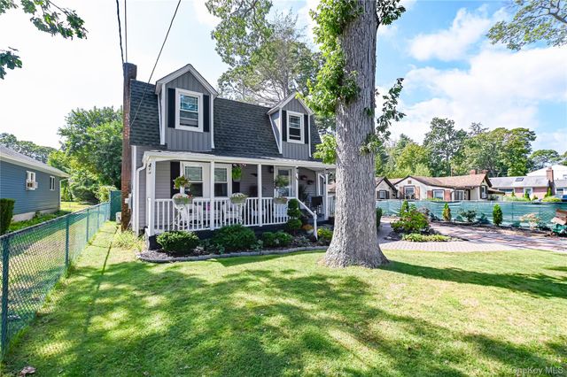 64 Audubon Street, Nesconset, NY 11767