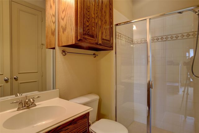 2617 Queen Elaine Drive, Lewisville, TX 75056