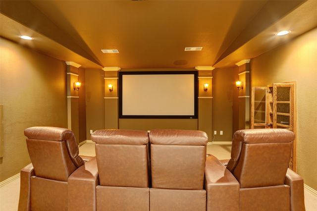 2617 Queen Elaine Drive, Lewisville, TX 75056