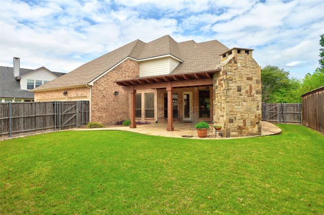 2617 Queen Elaine Drive, Lewisville, TX 75056