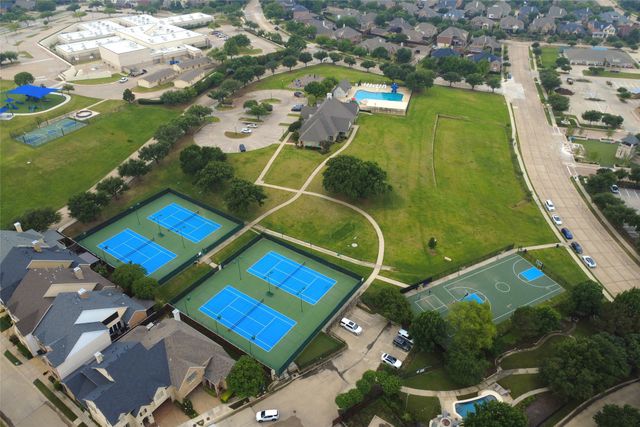 2617 Queen Elaine Drive, Lewisville, TX 75056