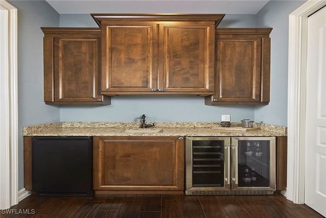 1900 Tiller TER, Naples, FL 34102