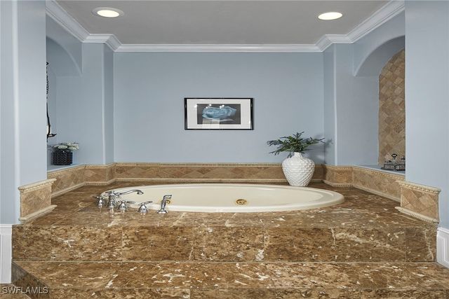 1900 Tiller TER, Naples, FL 34102