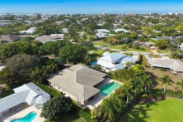 1900 Tiller TER, Naples, FL 34102