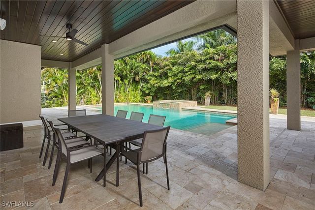 1900 Tiller TER, Naples, FL 34102