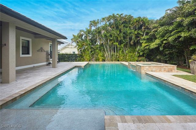 1900 Tiller TER, Naples, FL 34102