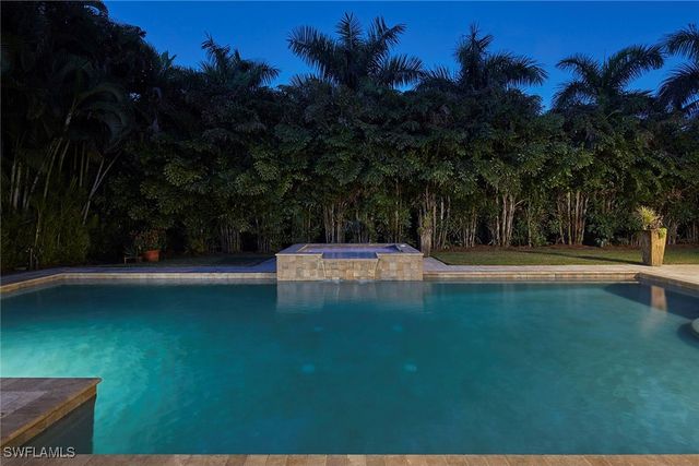 1900 Tiller TER, Naples, FL 34102