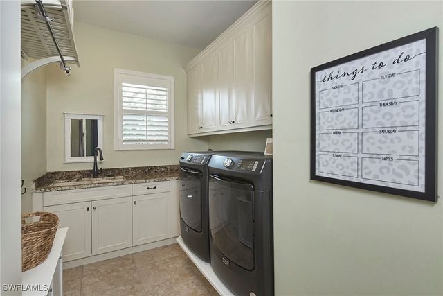 1900 Tiller TER, Naples, FL 34102