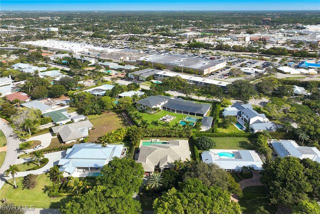 1900 Tiller TER, Naples, FL 34102