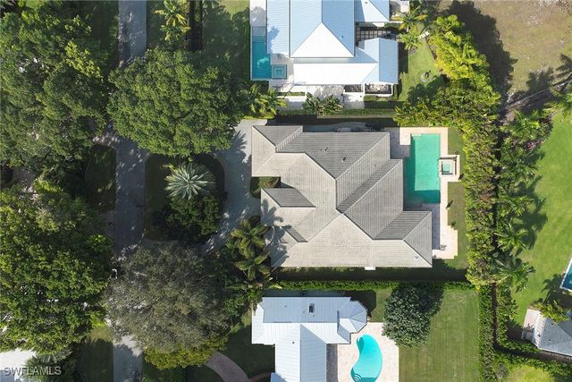 1900 Tiller TER, Naples, FL 34102