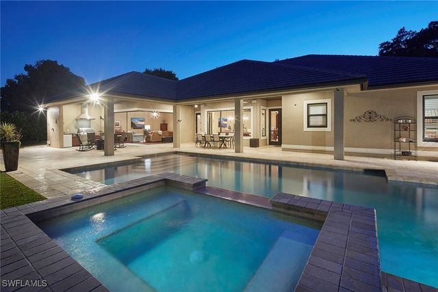 1900 Tiller TER, Naples, FL 34102