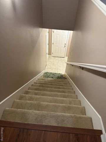 188 Sea Breeze Drive 13, Detroit, MI 48214