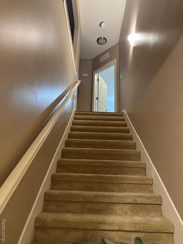 188 Sea Breeze Drive 13, Detroit, MI 48214