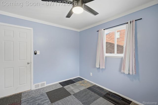 21201 E 12 Mile Road, St. Clair Shores, MI 48081