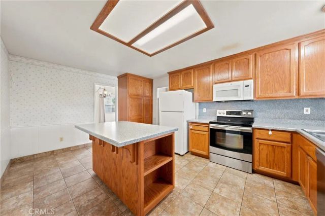 3611 Oak Drive, Clearlake, CA 95422