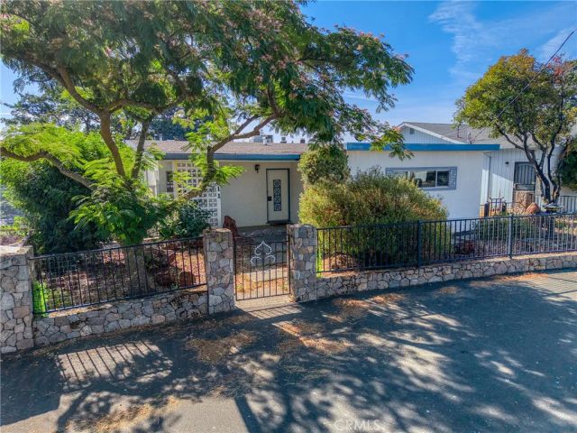 3611 Oak Drive, Clearlake, CA 95422