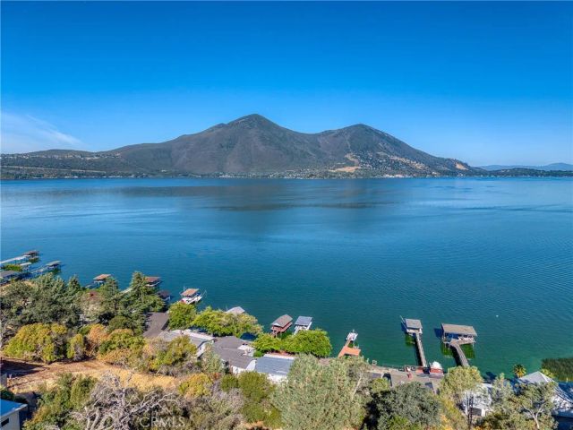3611 Oak Drive, Clearlake, CA 95422